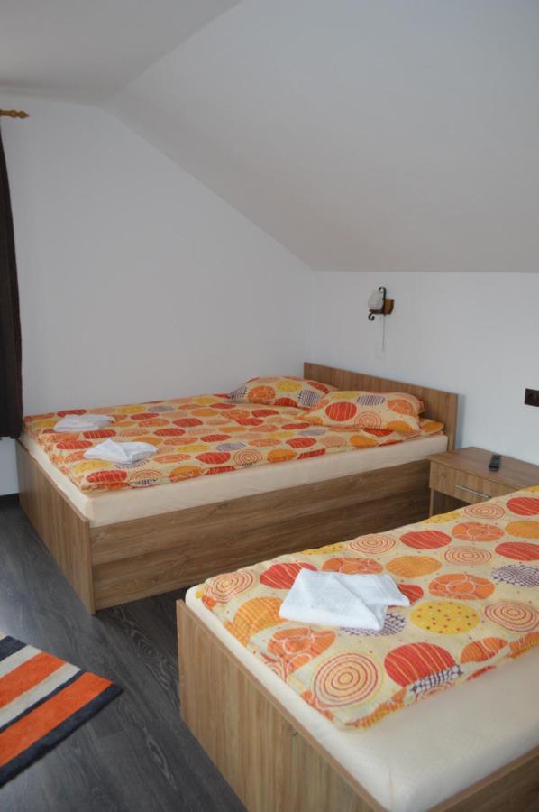 Havasi Gyopar Bed and Breakfast Praid Buitenkant foto