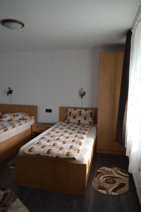 Havasi Gyopar Bed and Breakfast Praid Buitenkant foto